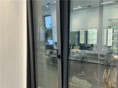 電動(dòng)門(mén)與停車(chē)系統(tǒng)故障應(yīng)對(duì)指南 安全高效解決方案